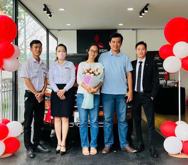 Hình ảnh hoạt động tư vấn xe tại Tiền Giang